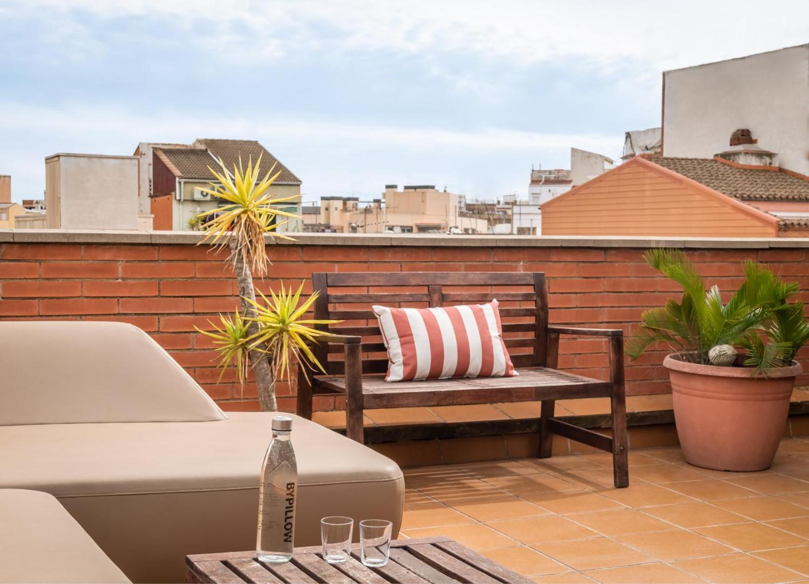 Bypillow House Barcelona Bagian luar foto