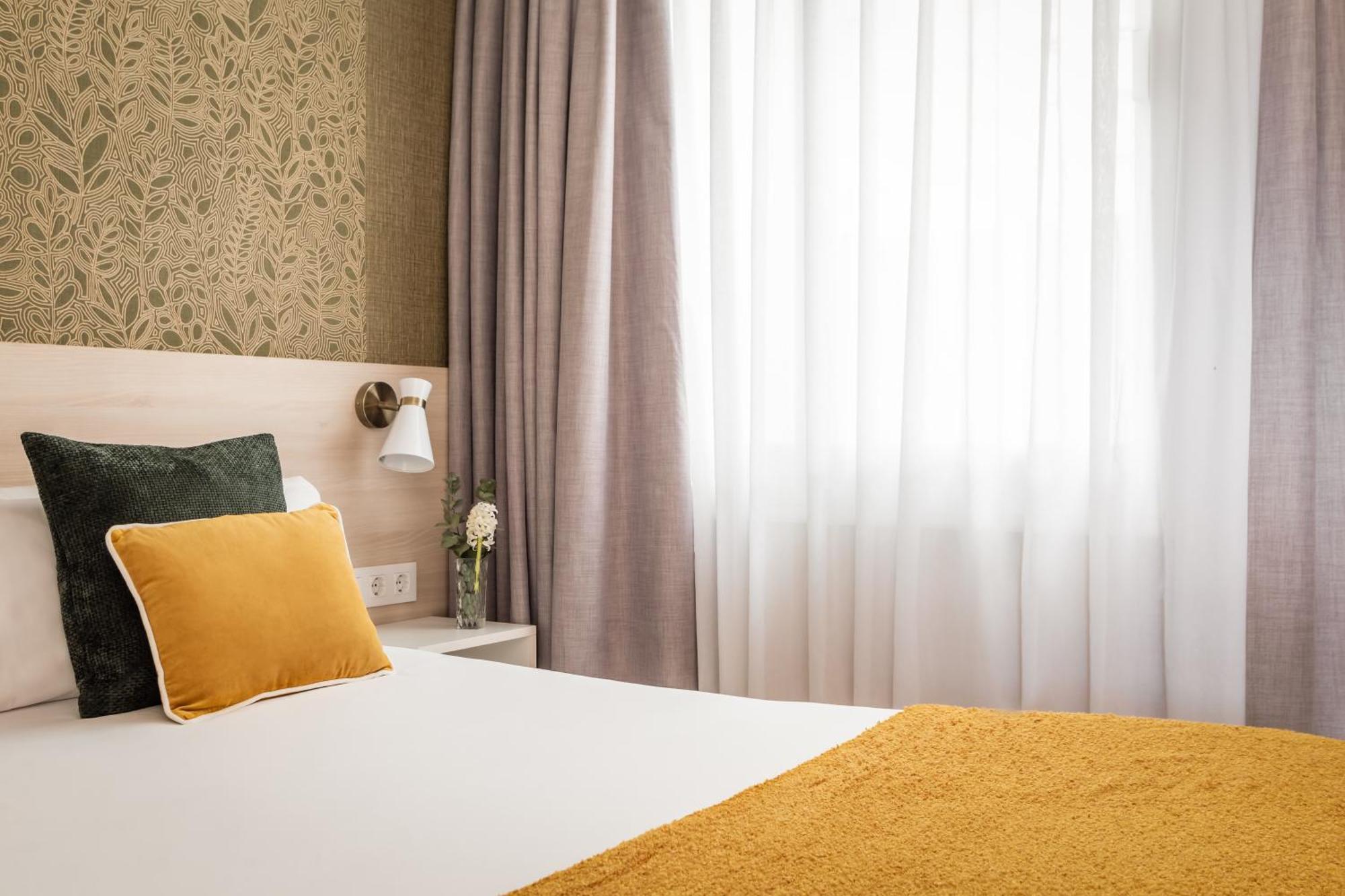 Bypillow House Barcelona Bagian luar foto